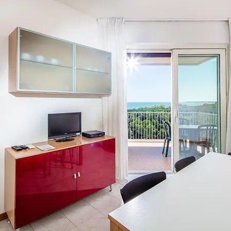 Apartamento Bianco Nero Lignano Sabbiadoro