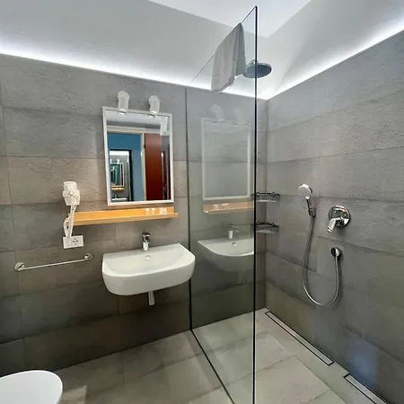 Bianco Nero Apartment